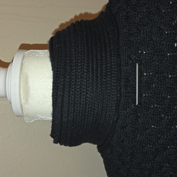 Armani Exchange Sweater - Picture 5 of 12